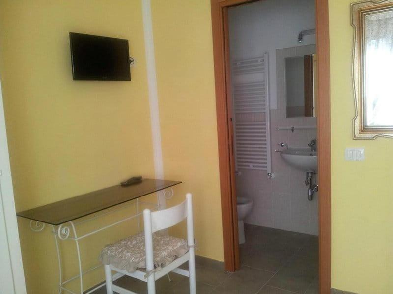 Nonna Anita Palace نارني المظهر الخارجي الصورة