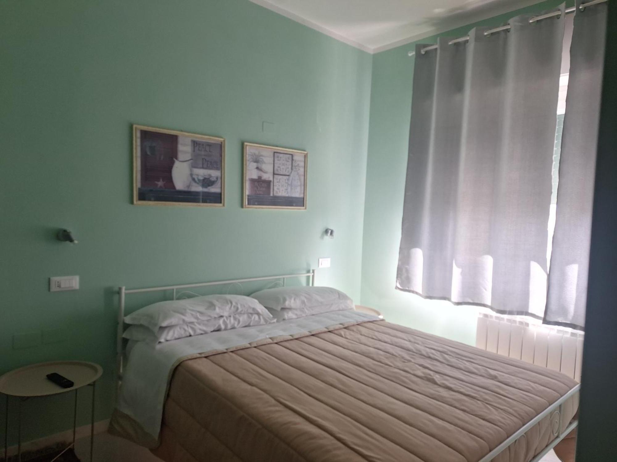 Nonna Anita Palace نارني المظهر الخارجي الصورة